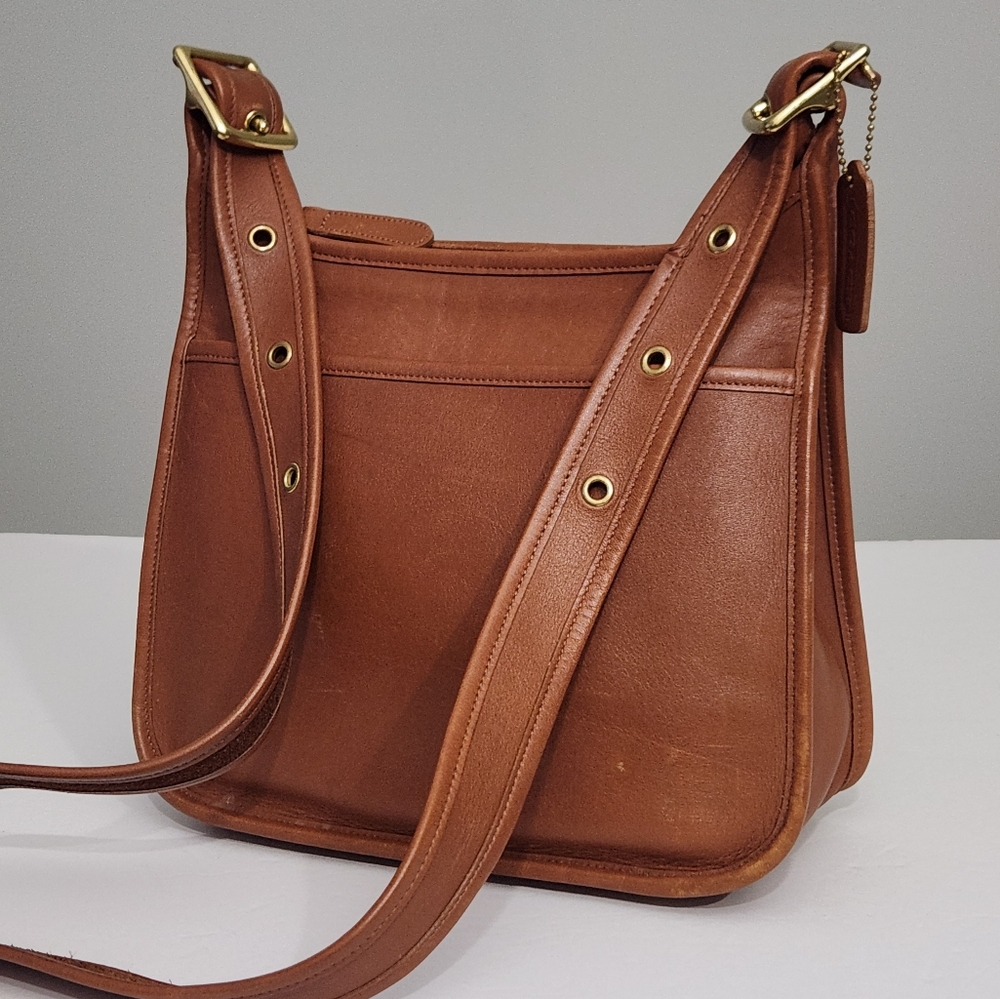 VINTAGE COACH LEGACY ZIP CROSSBODY SHOULDER BAG IN BRITISH TAN #9966